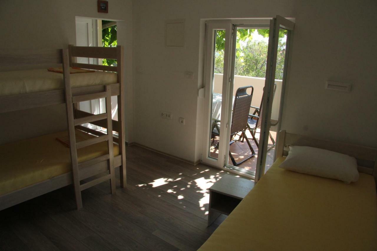 Novalja Inn 2 Buitenkant foto